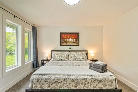 Tiny photo for 198 OAKWOOD DR, Layton, UT 84040 (MLS # 2154255)