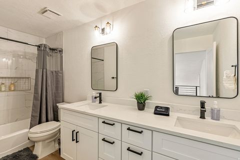 Tiny photo for 198 OAKWOOD DR, Layton, UT 84040 (MLS # 2154255)