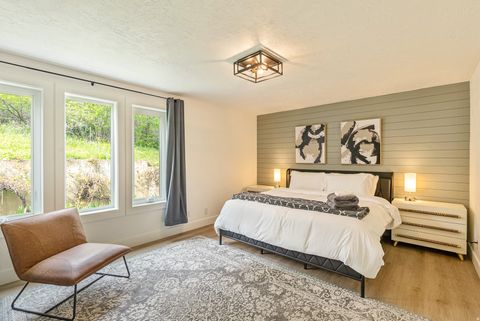 Tiny photo for 198 OAKWOOD DR, Layton, UT 84040 (MLS # 2154255)