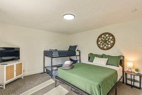 Tiny photo for 198 OAKWOOD DR, Layton, UT 84040 (MLS # 2154255)