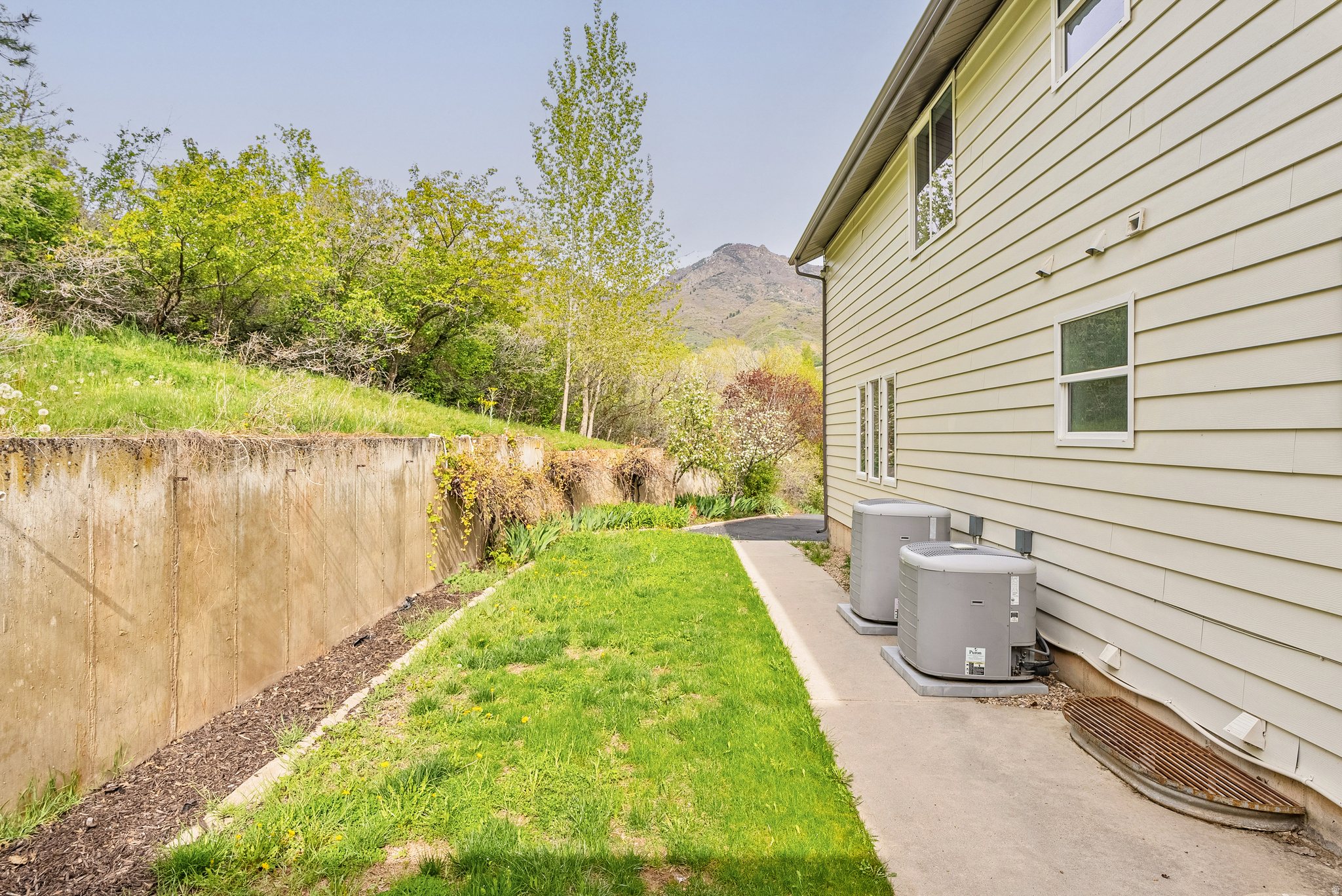 FERNWOOD HOLLOW - Residential