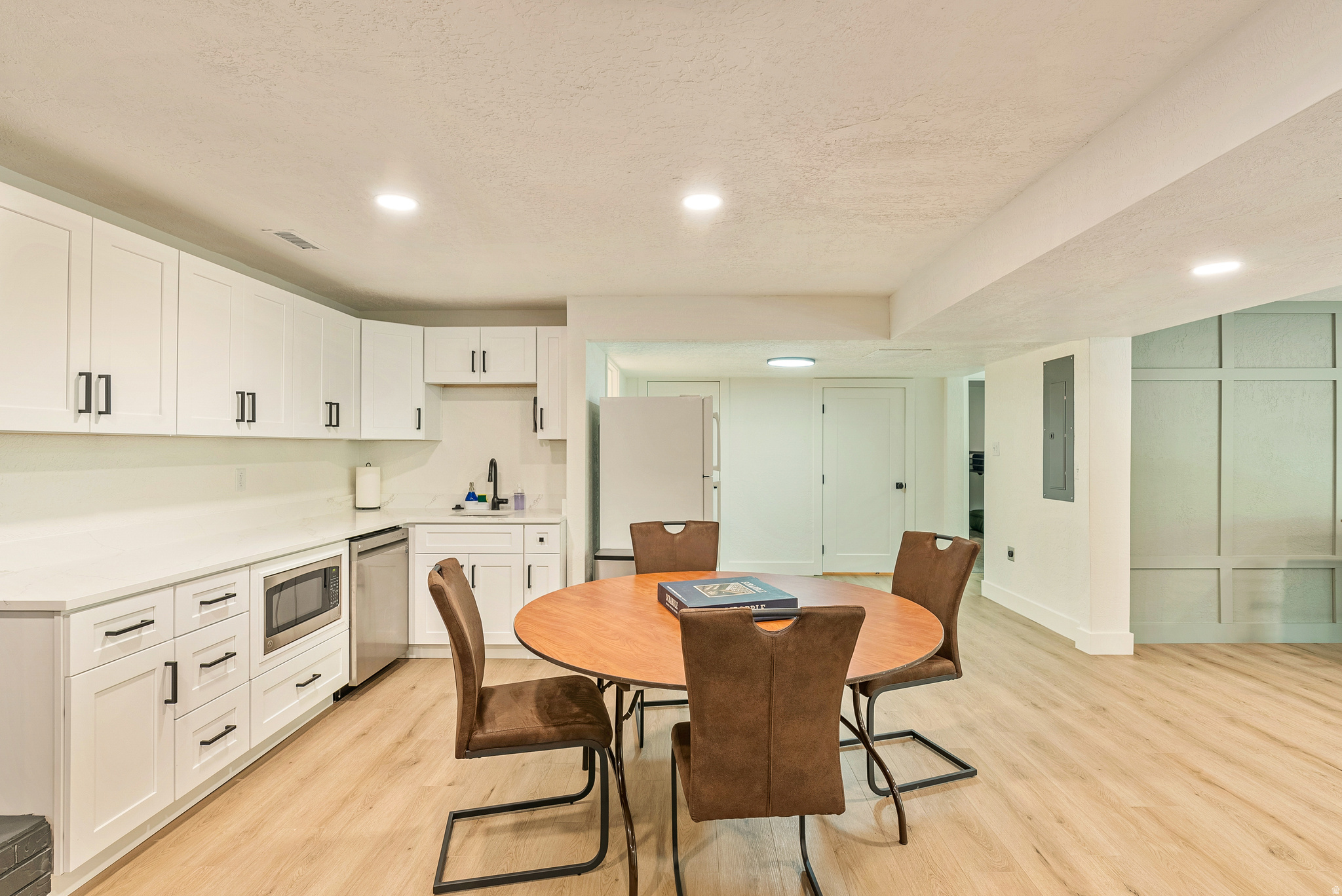 FERNWOOD HOLLOW - Residential