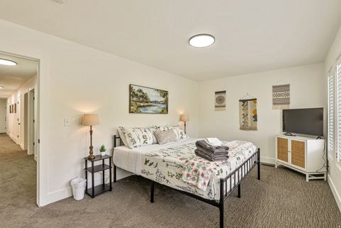 Tiny photo for 198 OAKWOOD DR, Layton, UT 84040 (MLS # 2154255)