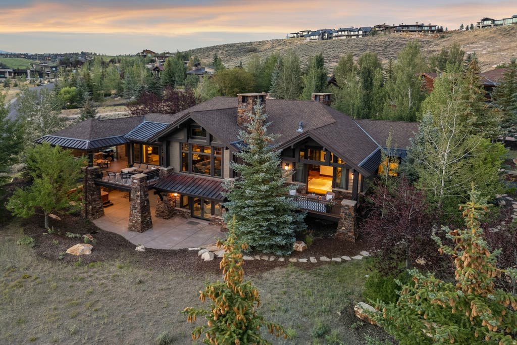 Photo of 3248 SIGNAL CT, Park City, UT 84098 (MLS # 2177408)