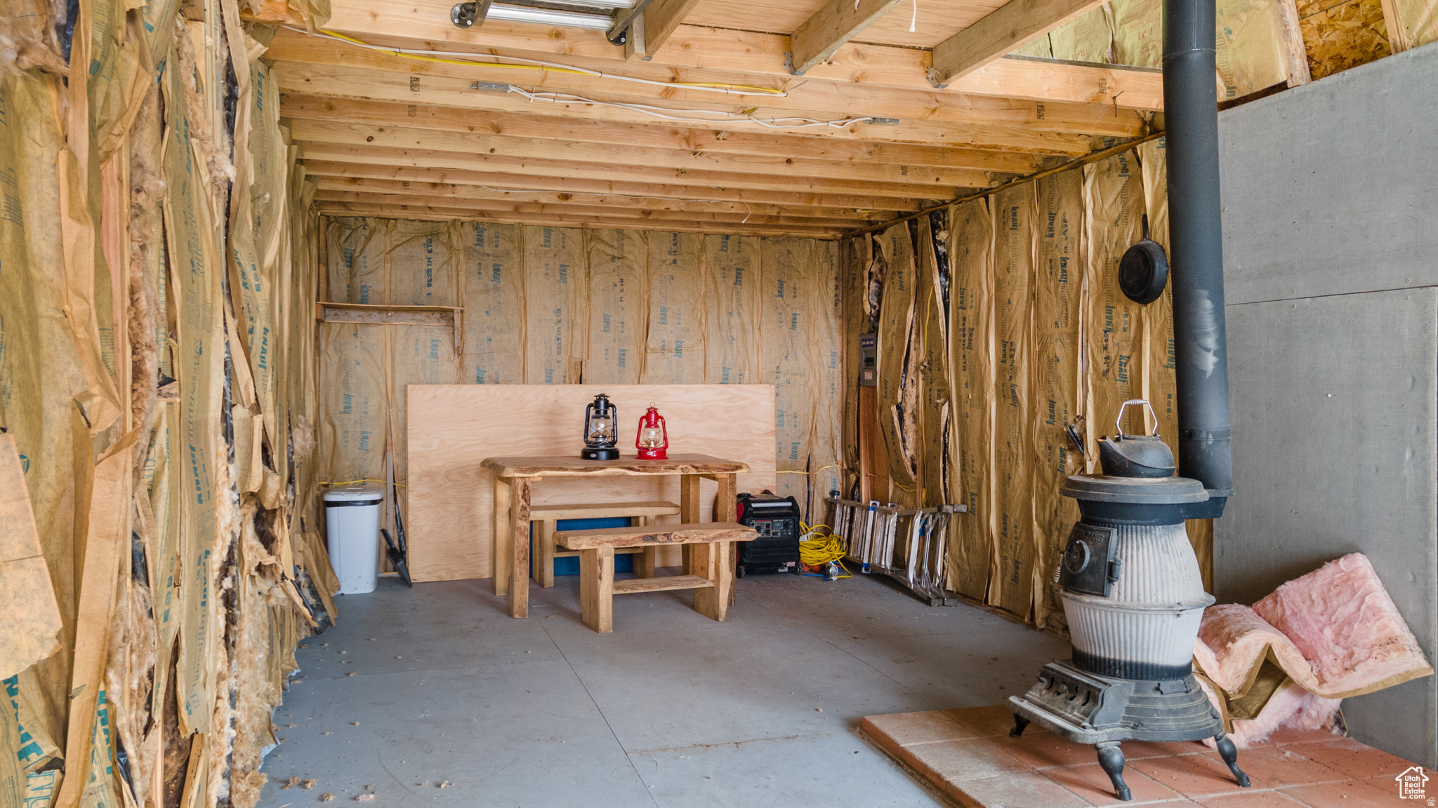 SKYLINE HEIGHTS - Land