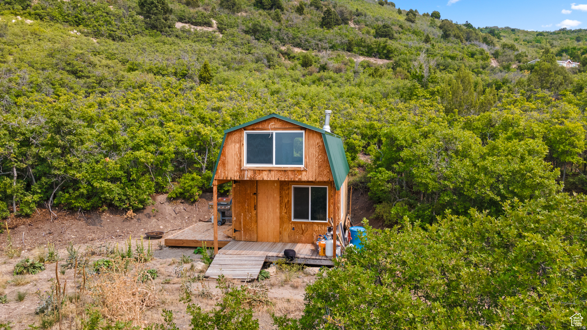 SKYLINE HEIGHTS - Land