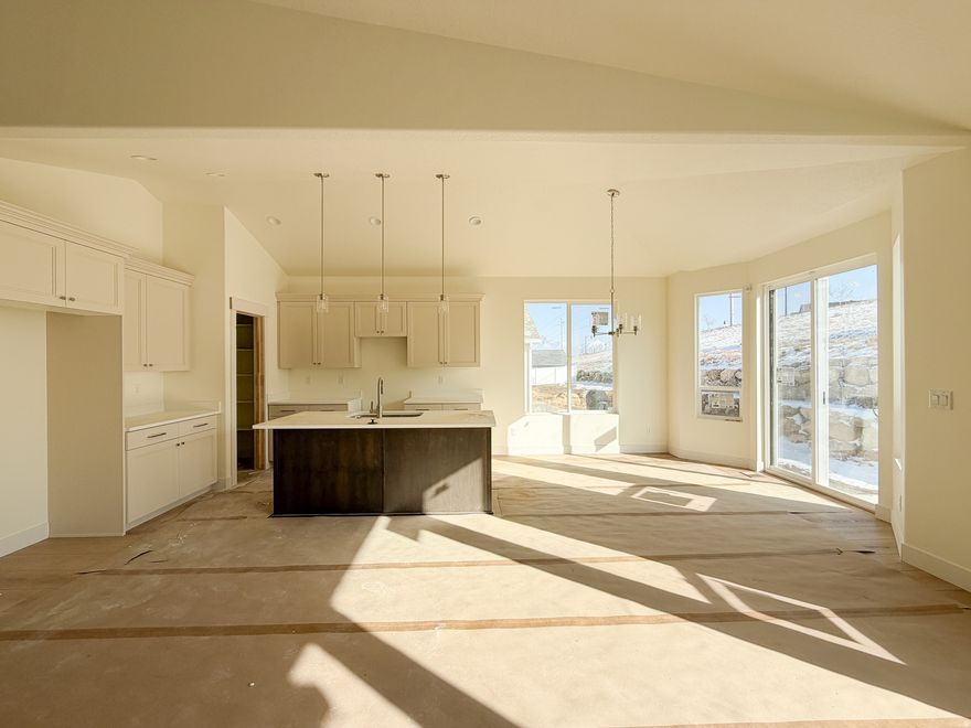 Square footage figures are provided as a courtesy estimate only and were obtained from builder plans.  Buyer is advised to obtain an independent measurement.