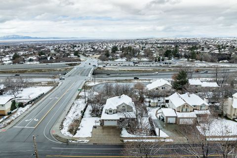 Tiny photo for 2231 N VALLEY VIEW DR, Layton, UT 84040 (MLS # 2141650)