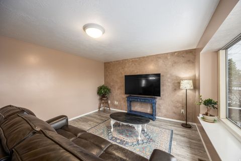 Tiny photo for 2231 N VALLEY VIEW DR, Layton, UT 84040 (MLS # 2141650)