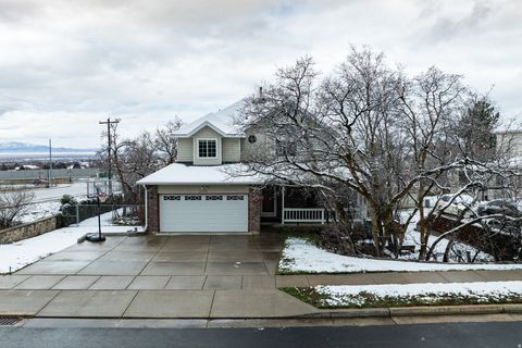 Tiny photo for 2231 N VALLEY VIEW DR, Layton, UT 84040 (MLS # 2141650)
