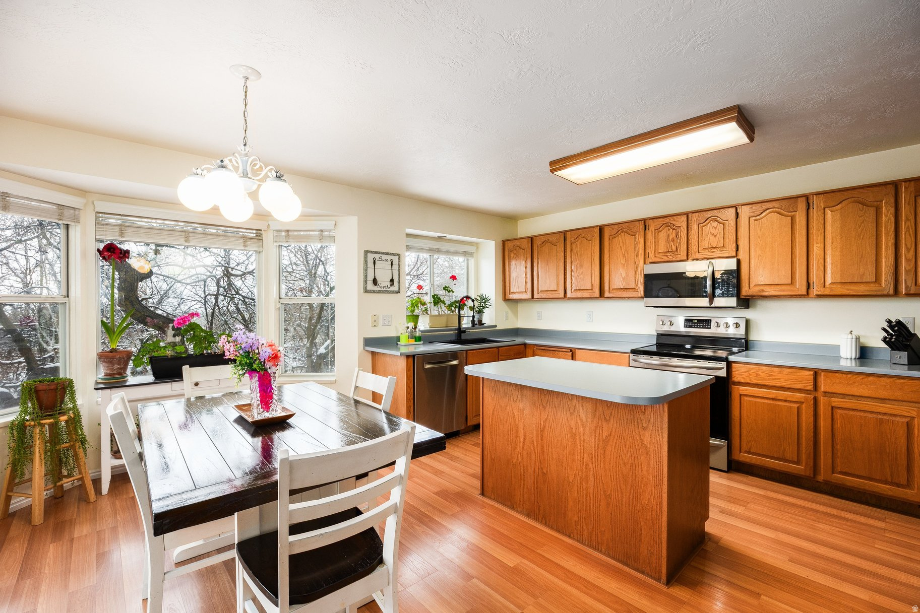 OAK HOLLOW PLAT A - Residential