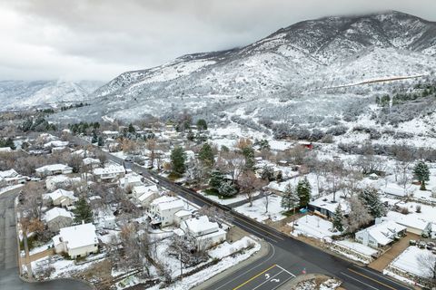 Tiny photo for 2231 N VALLEY VIEW DR, Layton, UT 84040 (MLS # 2141650)