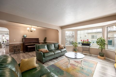 Tiny photo for 2231 N VALLEY VIEW DR, Layton, UT 84040 (MLS # 2141650)