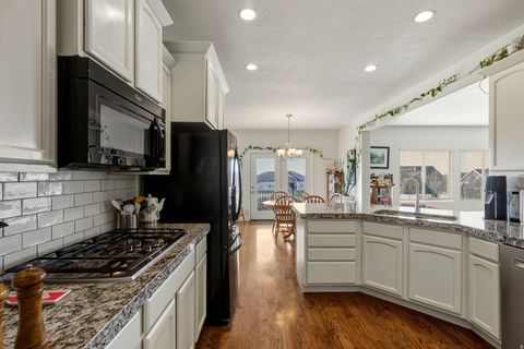 Tiny photo for 1379 W 3125 N, Pleasant View, UT 84414 (MLS # 2132889)