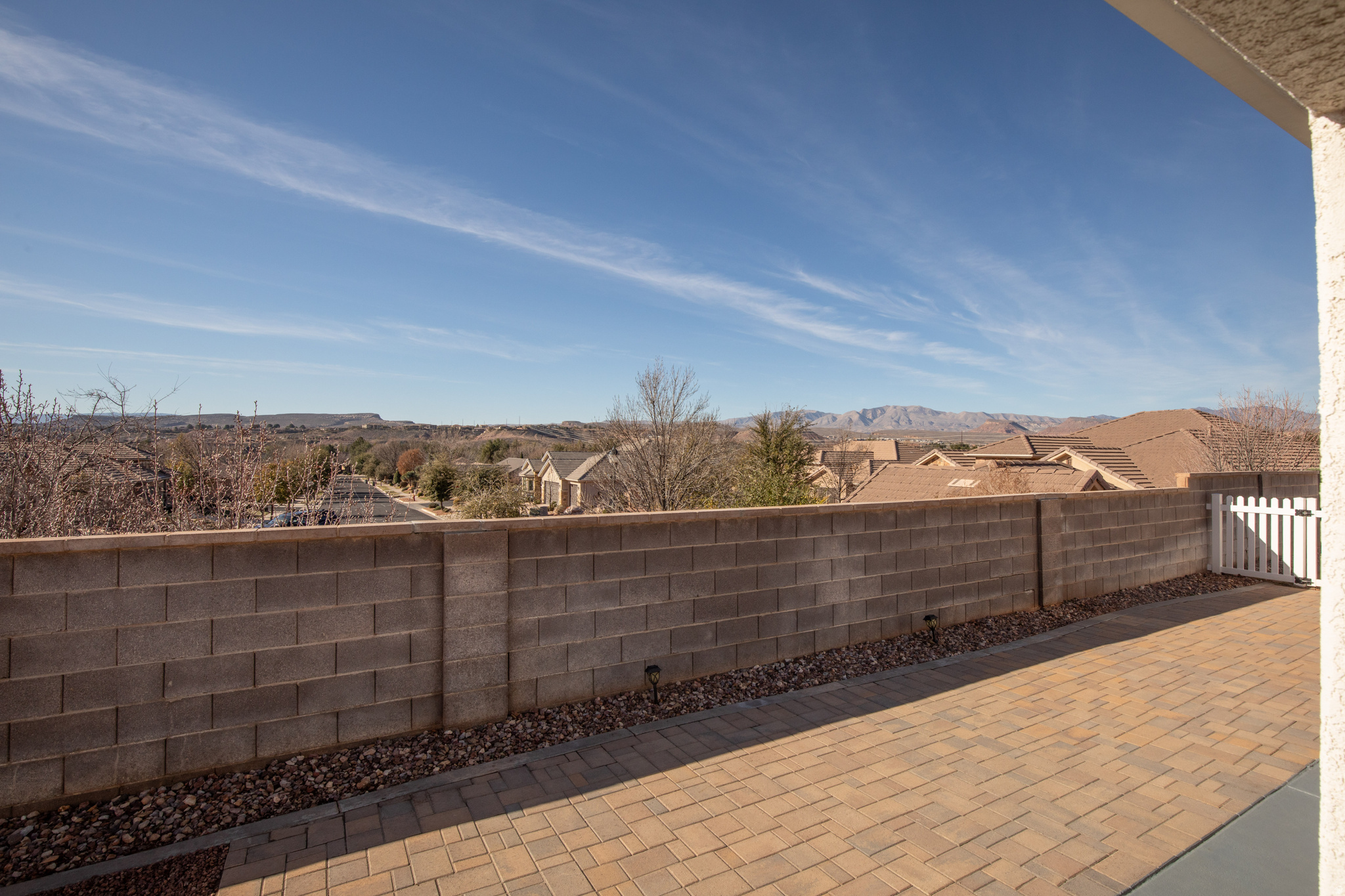 VIST DEL SOL TOWNHOMES - Residential