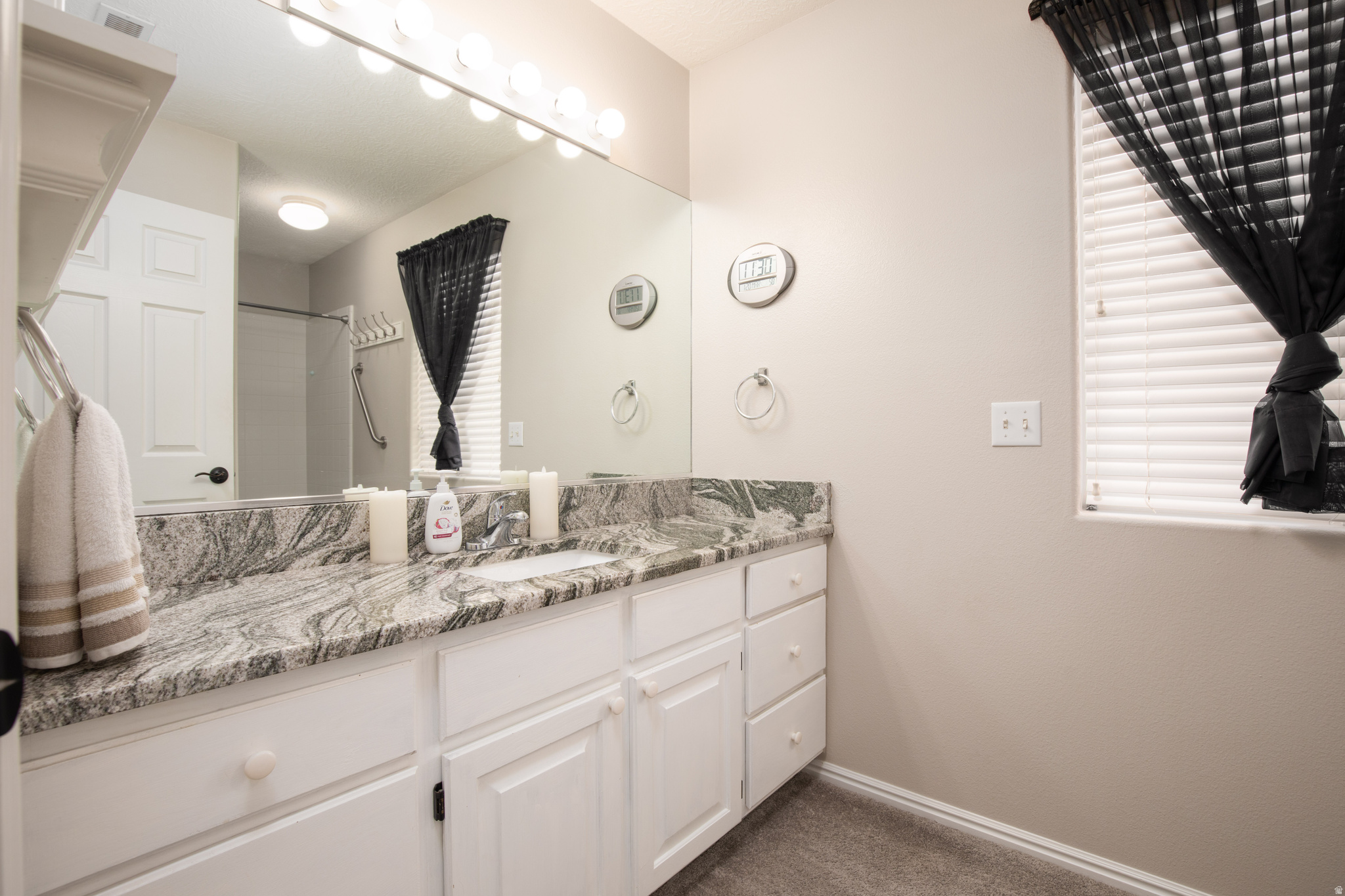 VIST DEL SOL TOWNHOMES - Residential