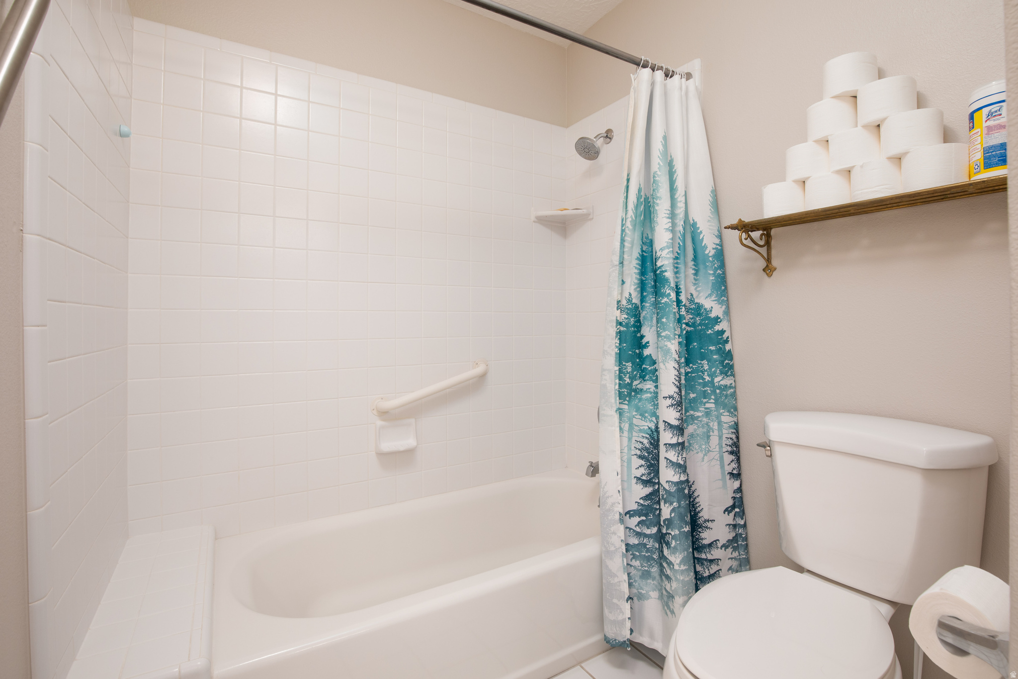 VIST DEL SOL TOWNHOMES - Residential