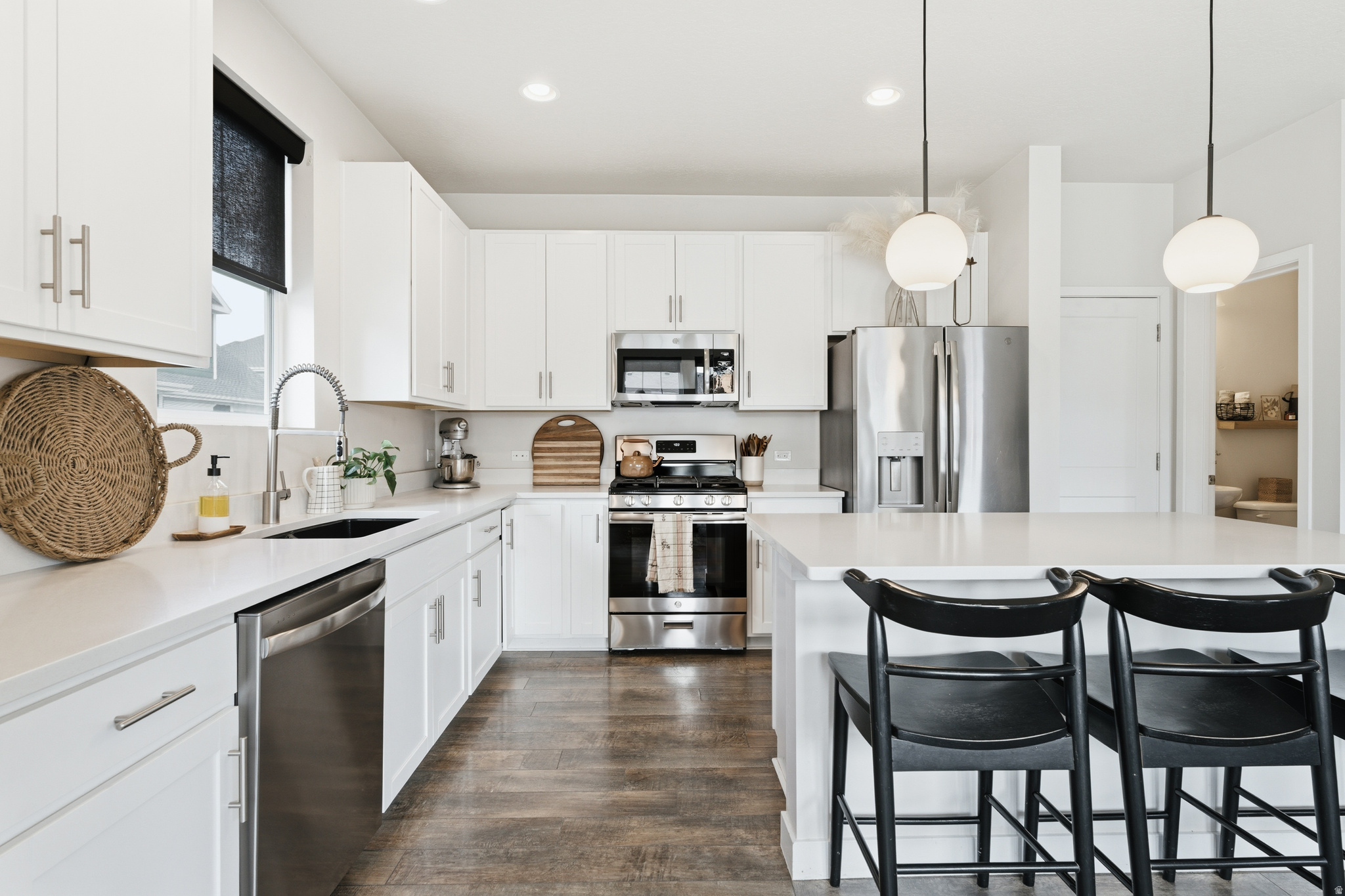 HEIGHTS PARK VILLAGE (DAYBREAK) - Residential