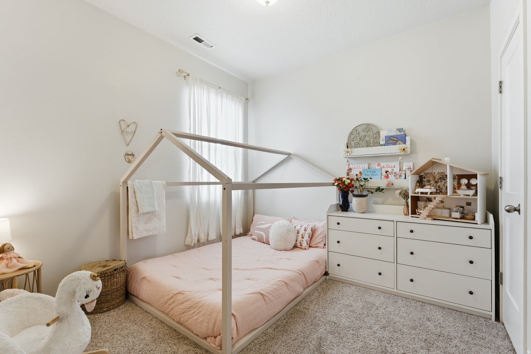 HEIGHTS PARK VILLAGE (DAYBREAK) - Residential