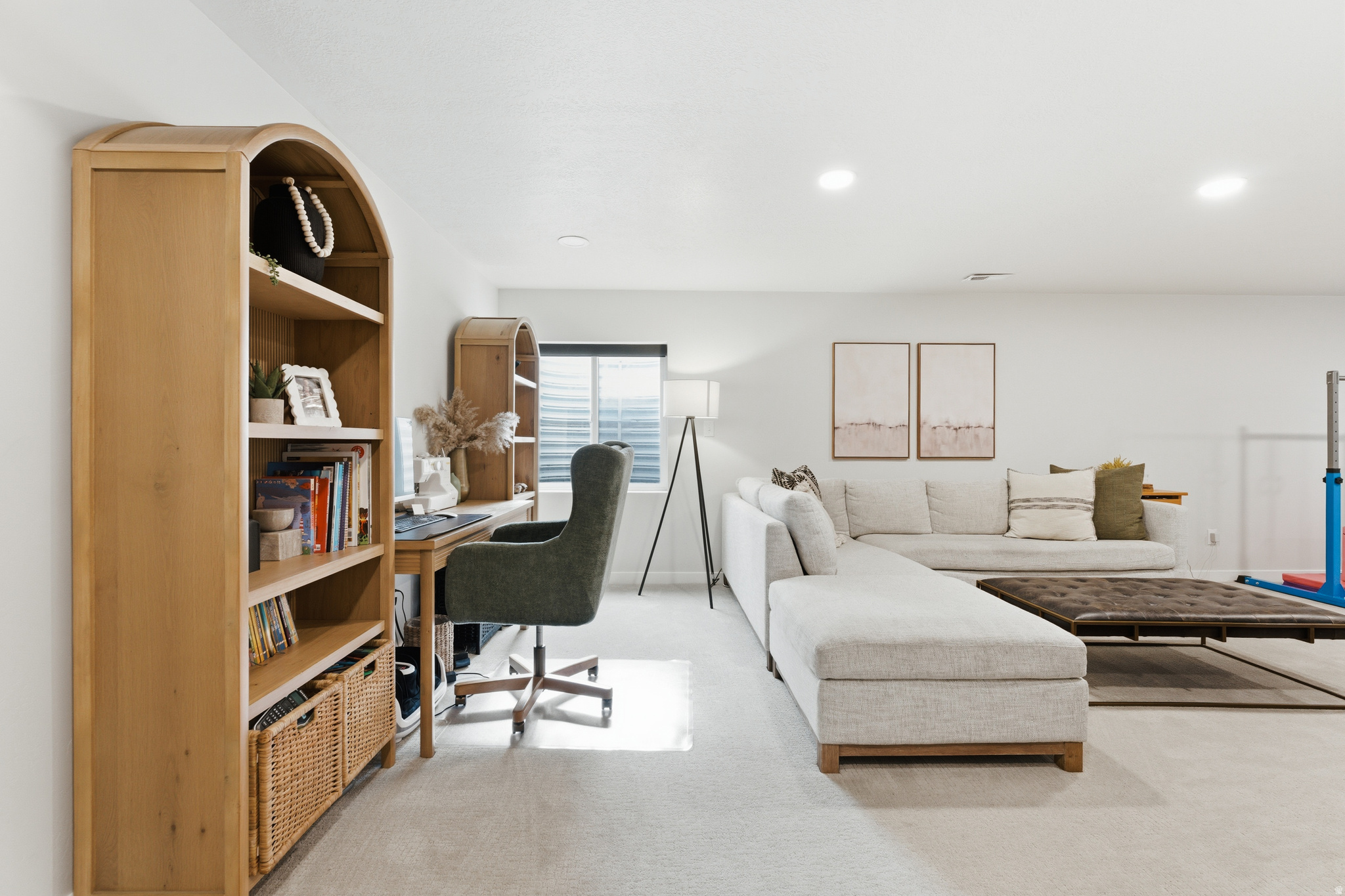 HEIGHTS PARK VILLAGE (DAYBREAK) - Residential