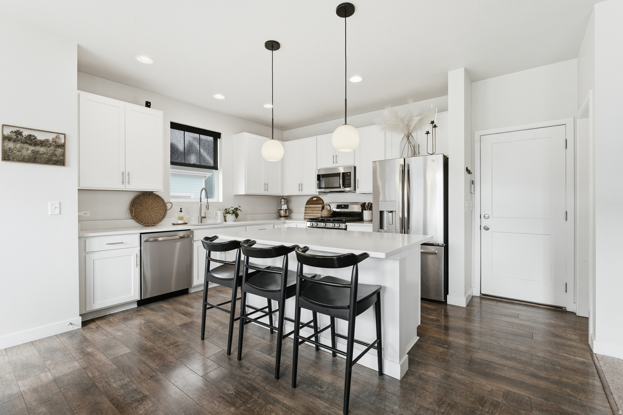 HEIGHTS PARK VILLAGE (DAYBREAK) - Residential