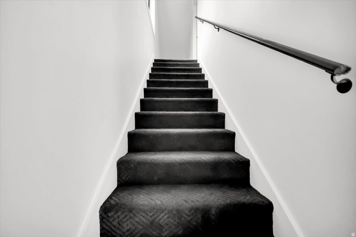 YOUNG PROPERTY - Residential