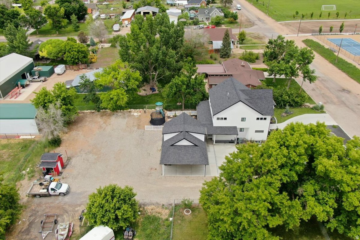 YOUNG PROPERTY - Residential