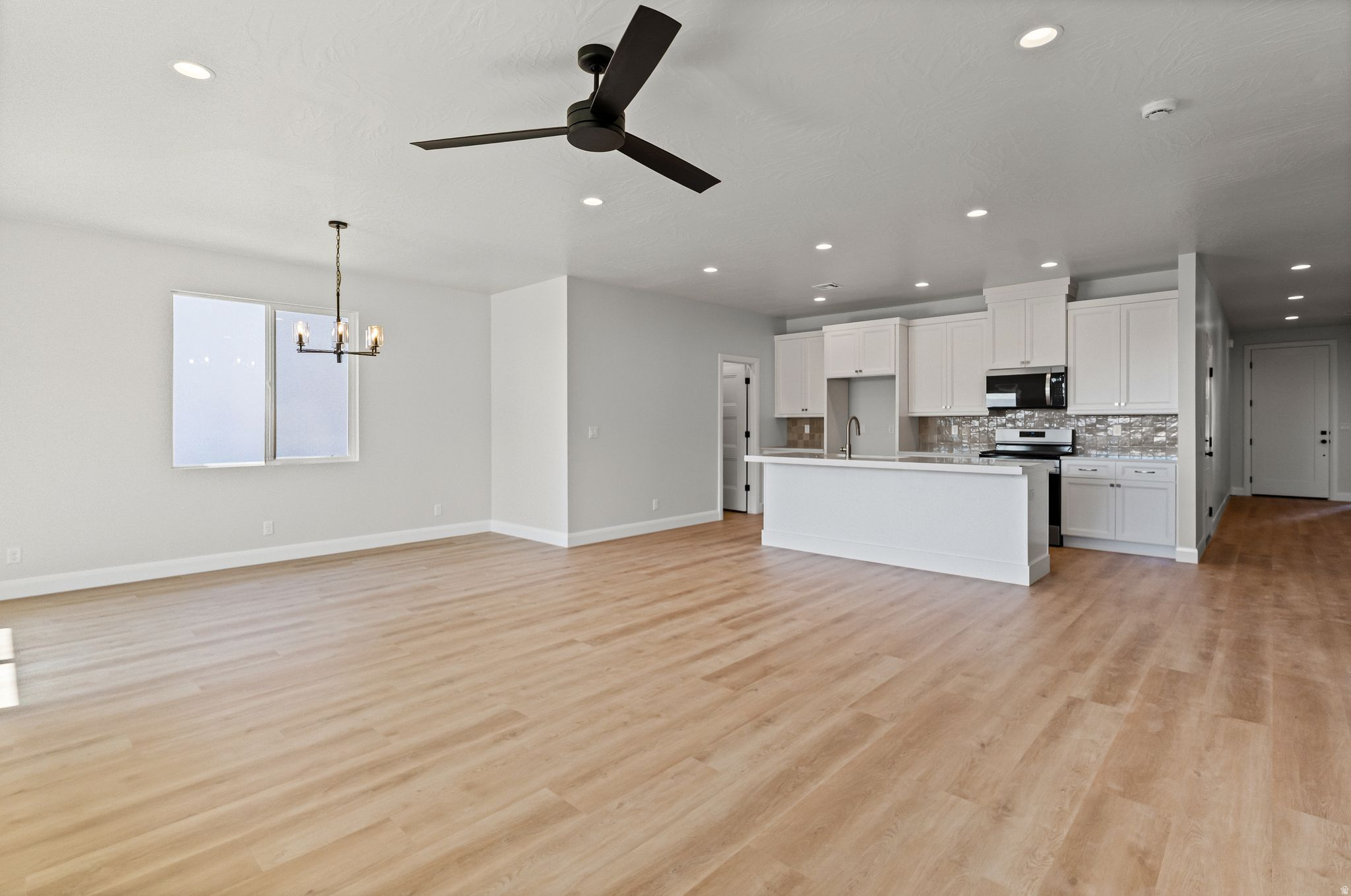 DESERT RIDGE ESTATES - Residential