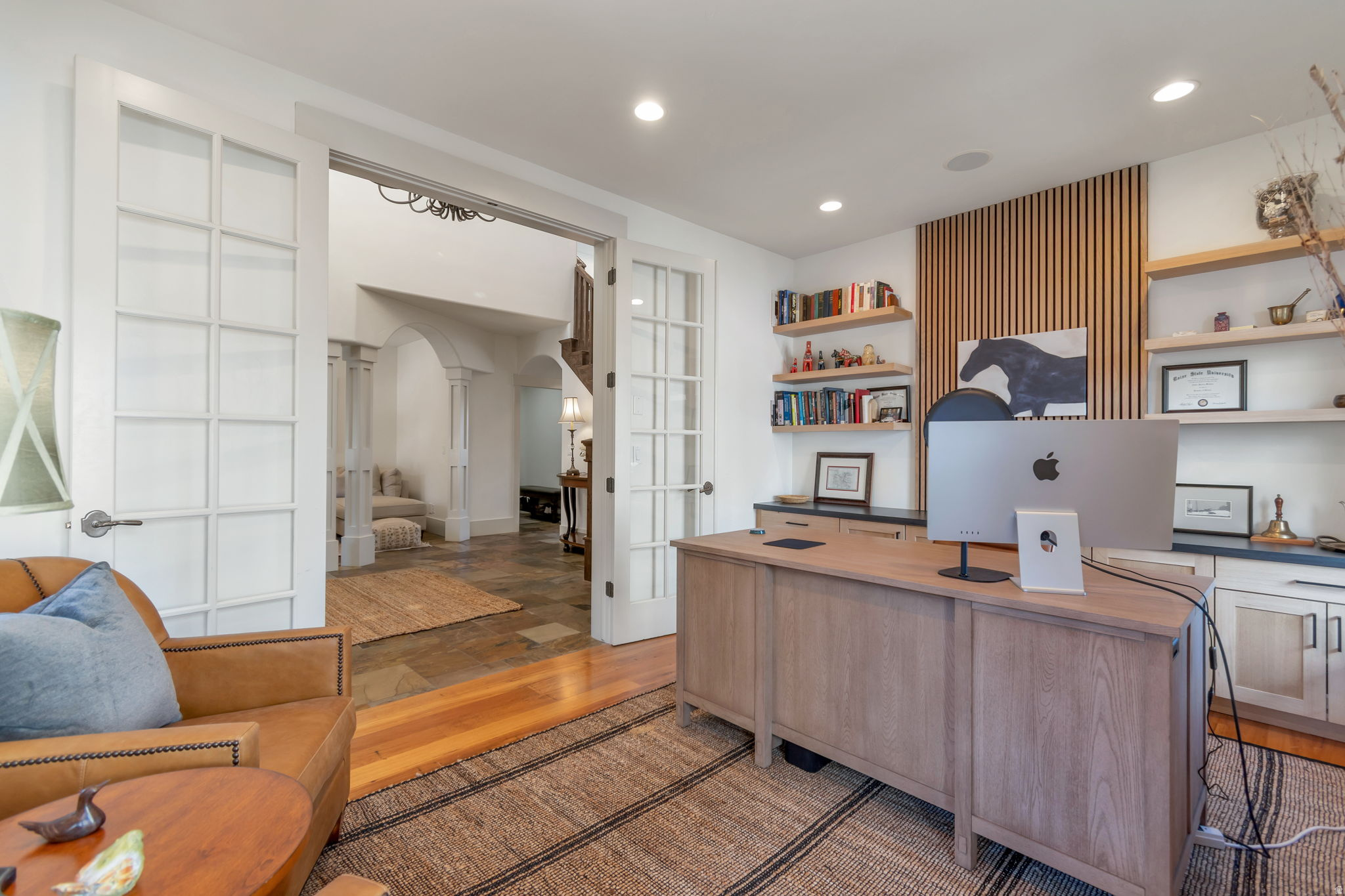 LAKE CRE - Residential