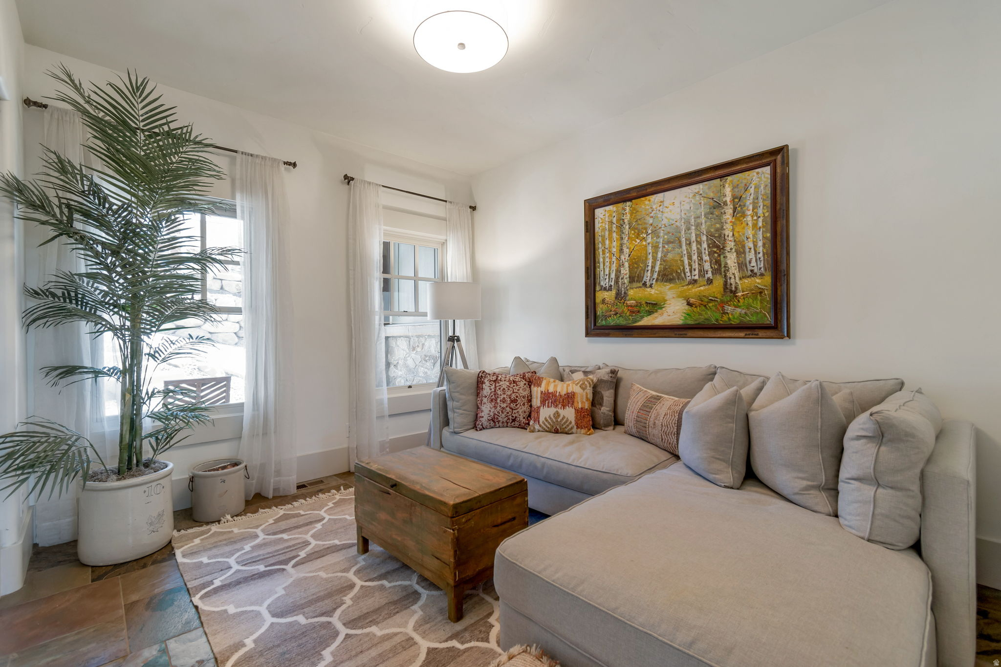 LAKE CRE - Residential