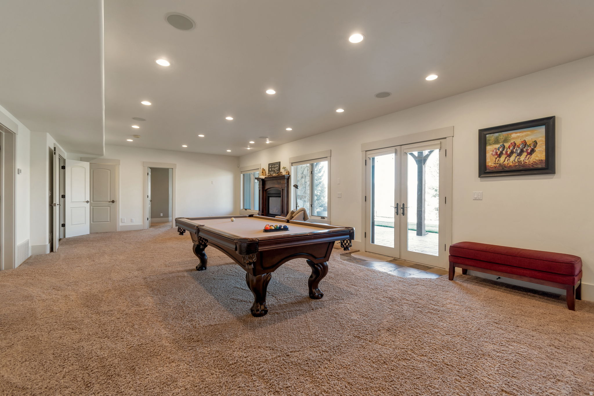 LAKE CRE - Residential