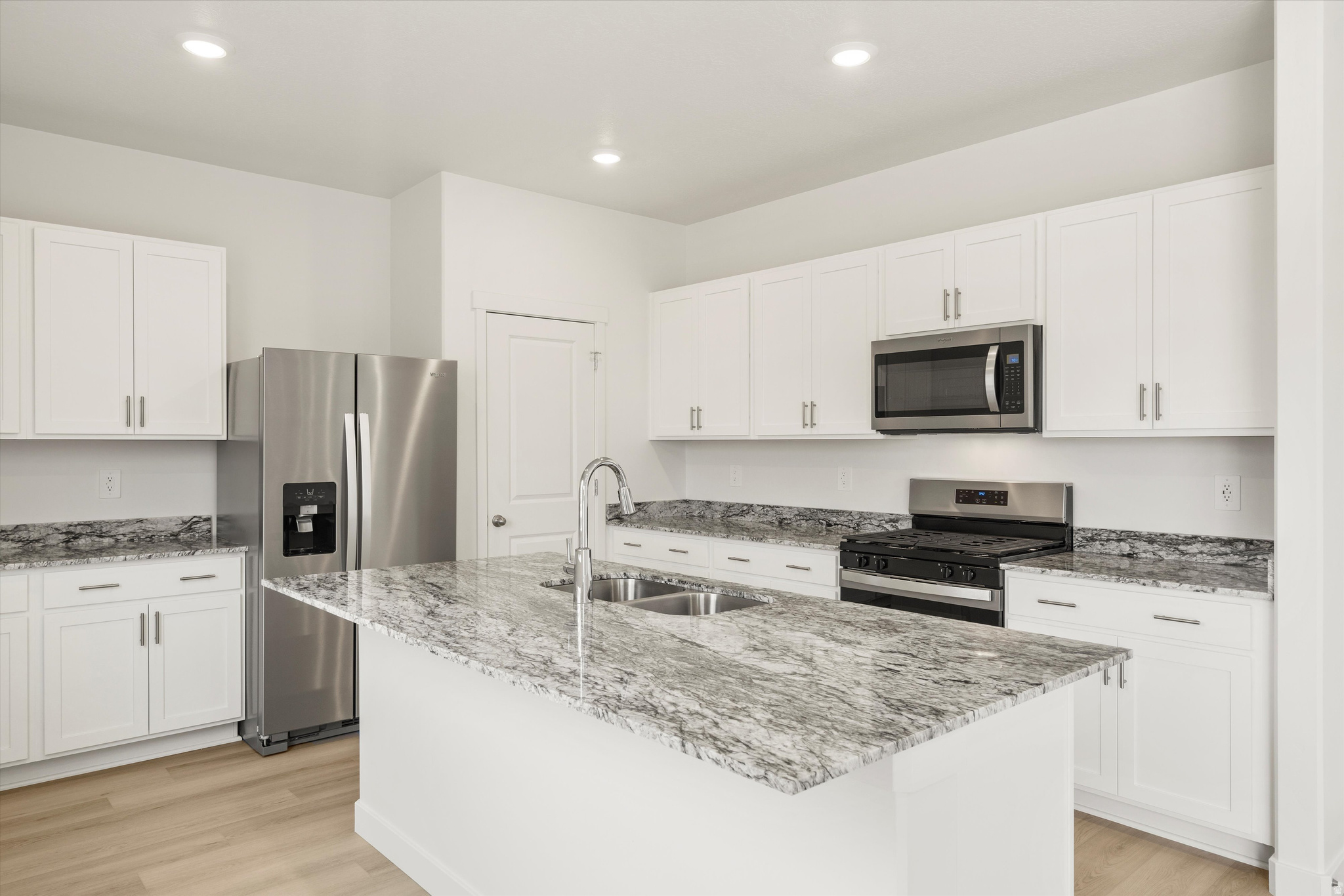 STRATTON ACRES - Residential