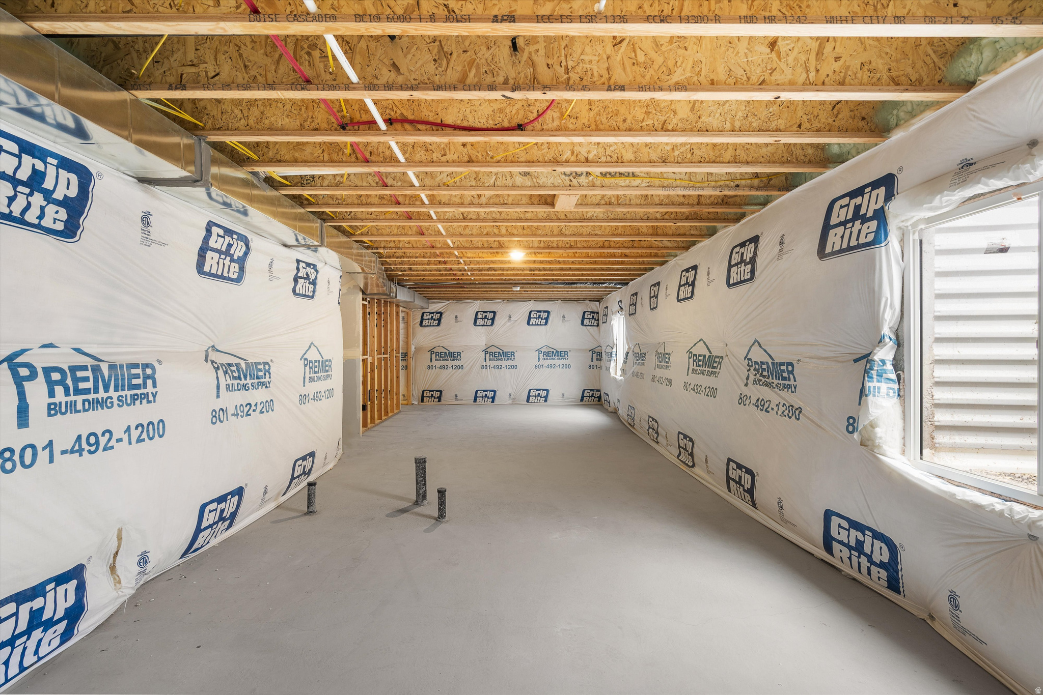 STRATTON ACRES - Residential