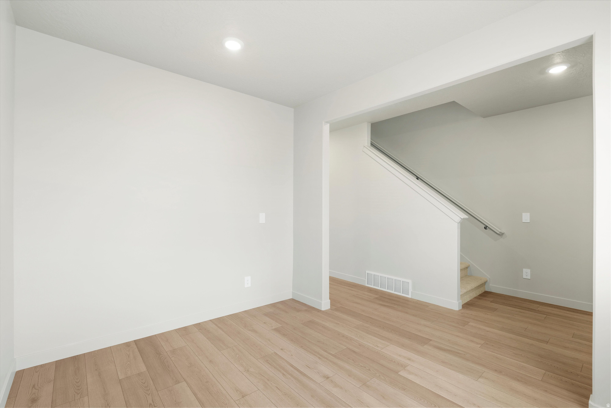 STRATTON ACRES - Residential