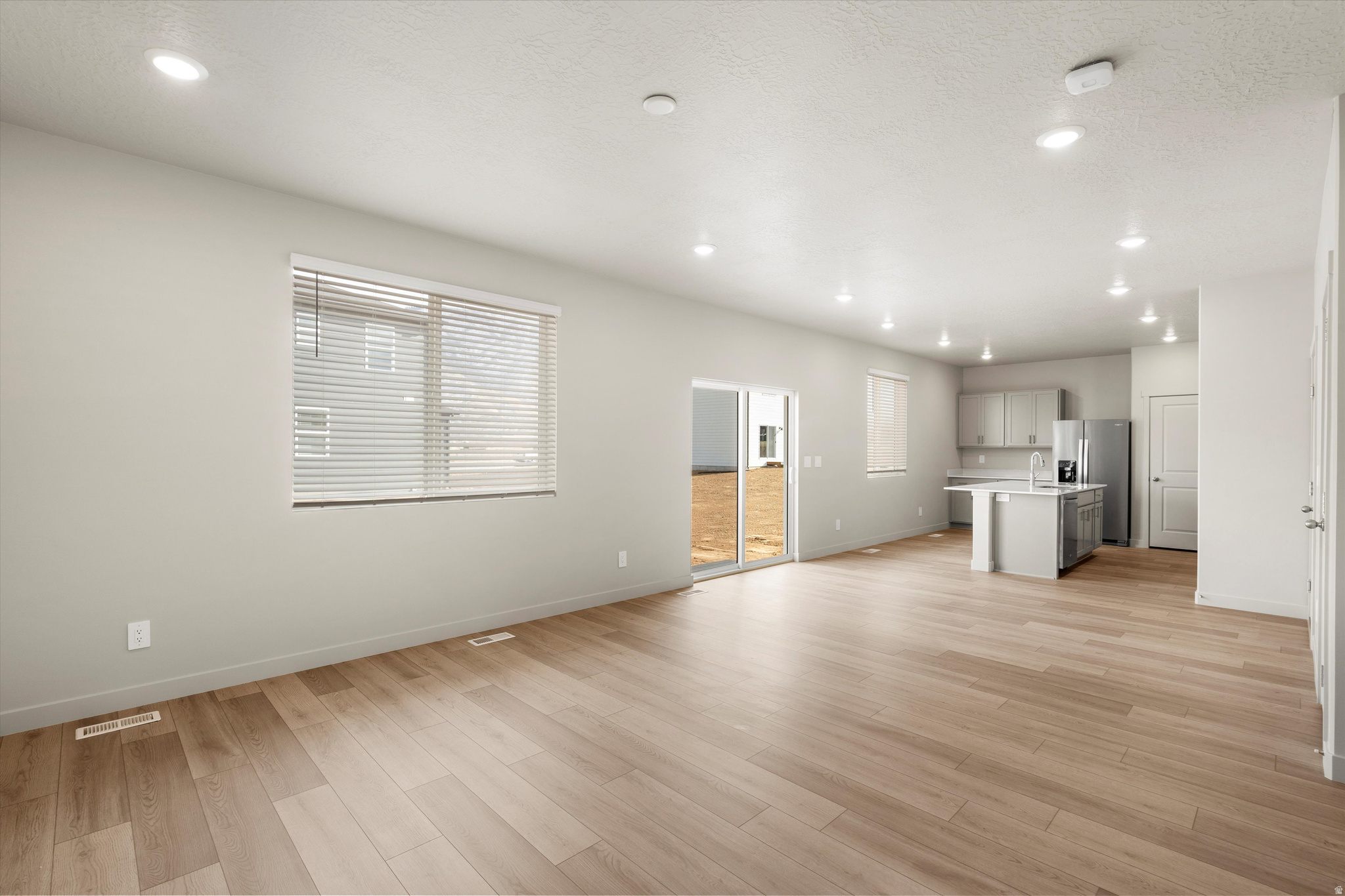 STRATTON ACRES - Residential