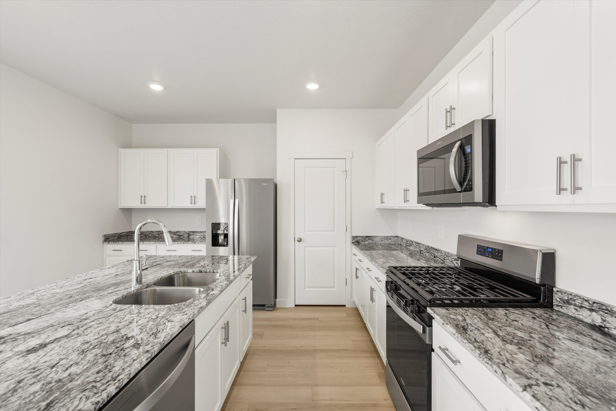 STRATTON ACRES - Residential