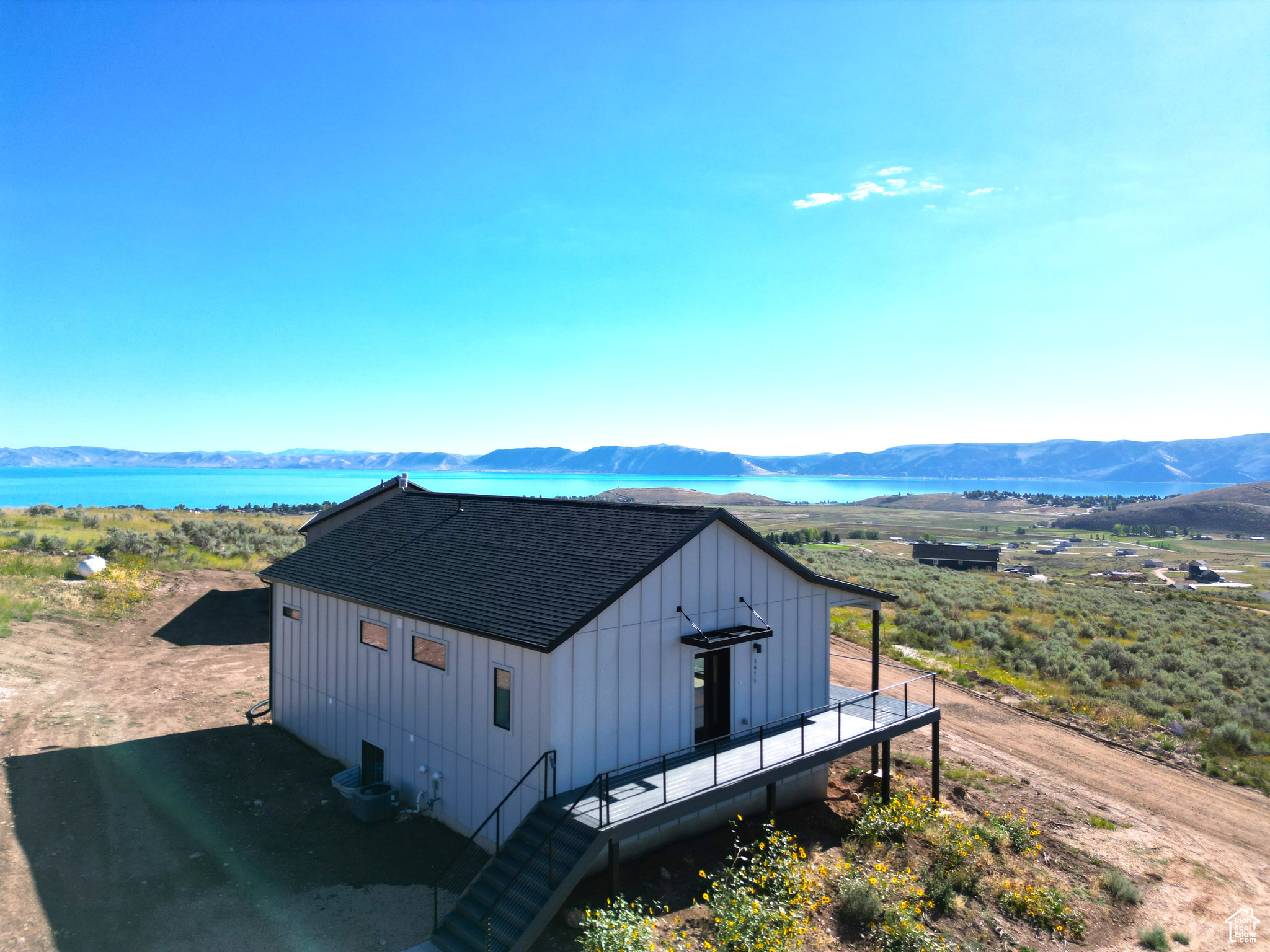 3085 S Bunch Grass Dr, Garden City, Utah image 1