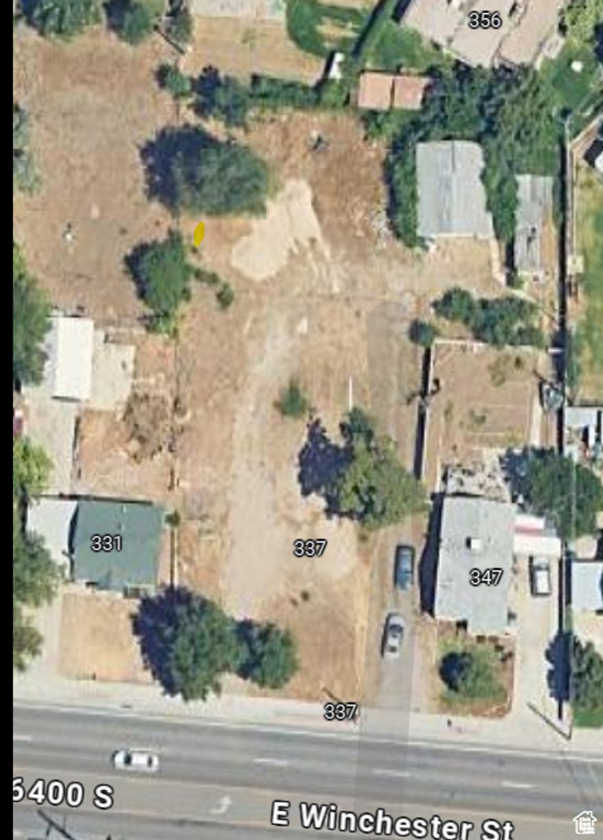 Incredible development opportunity in Murray just east of Fashion Place mall. Featuring three adjoining lots, totaling approximately 1 acre. This unique property offers flexible zoning for residential and/or business use, providing ample potential for diverse projects. Ideal for developers, investors, or business owners looking to capitalize on this versatile space. See attached Future Land Use Map from Murray City. The city has indicated this property may support development of up to seven (7) townhomes per acre or light commercial use, such as a professional office building. Highlights: Total Area: 1 acre (approx.) Zoning: Residential/Business Development Potential Must be sold with Tax ID #22-19-253-014 Tax ID #22-04-451-012  Tax ID #22-19253016 Agent Related to Seller