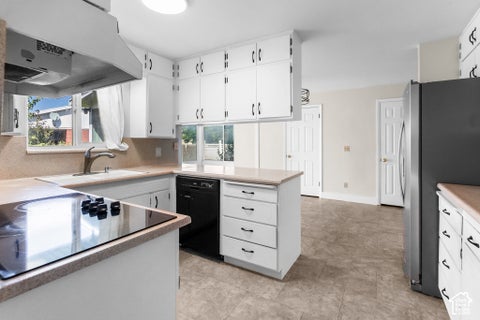 Tiny photo for 1374 W MARINWOOD AVE, Taylorsville, UT 84123 (MLS # 2187115)