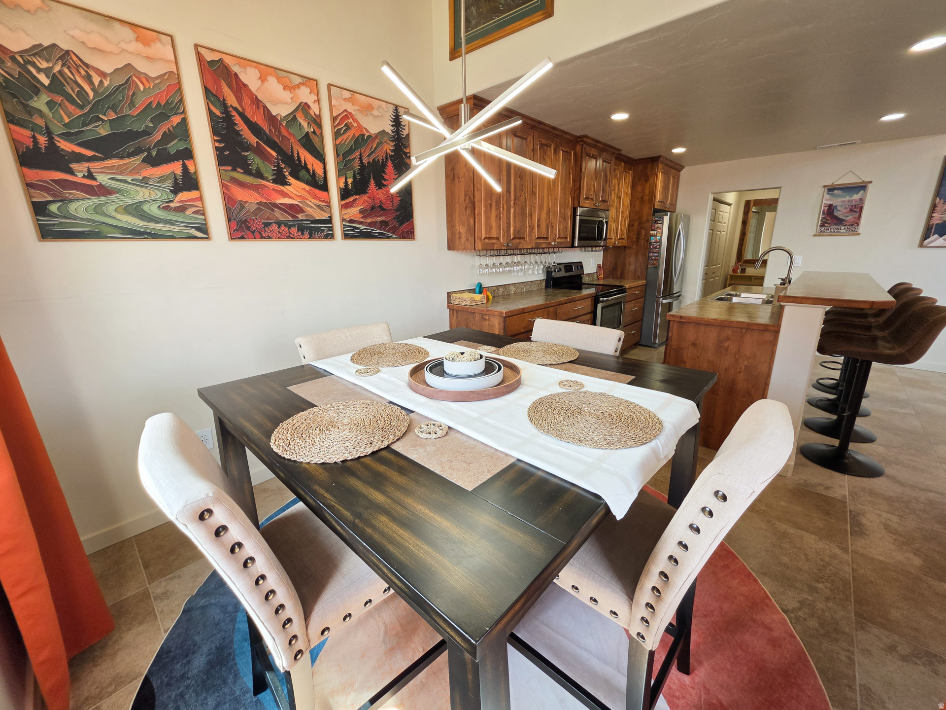 RIM VILLAGE VISTAS - Residential