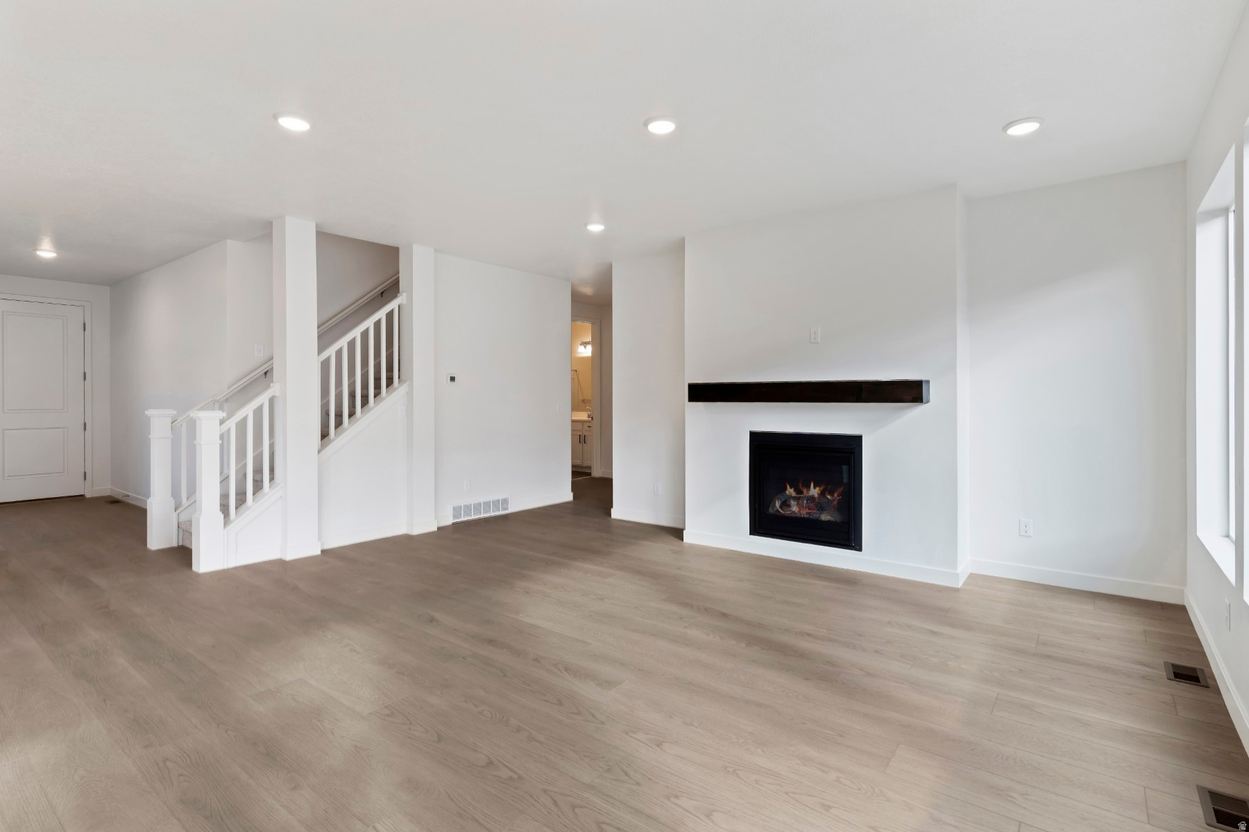 GROVE ACRES - Residential