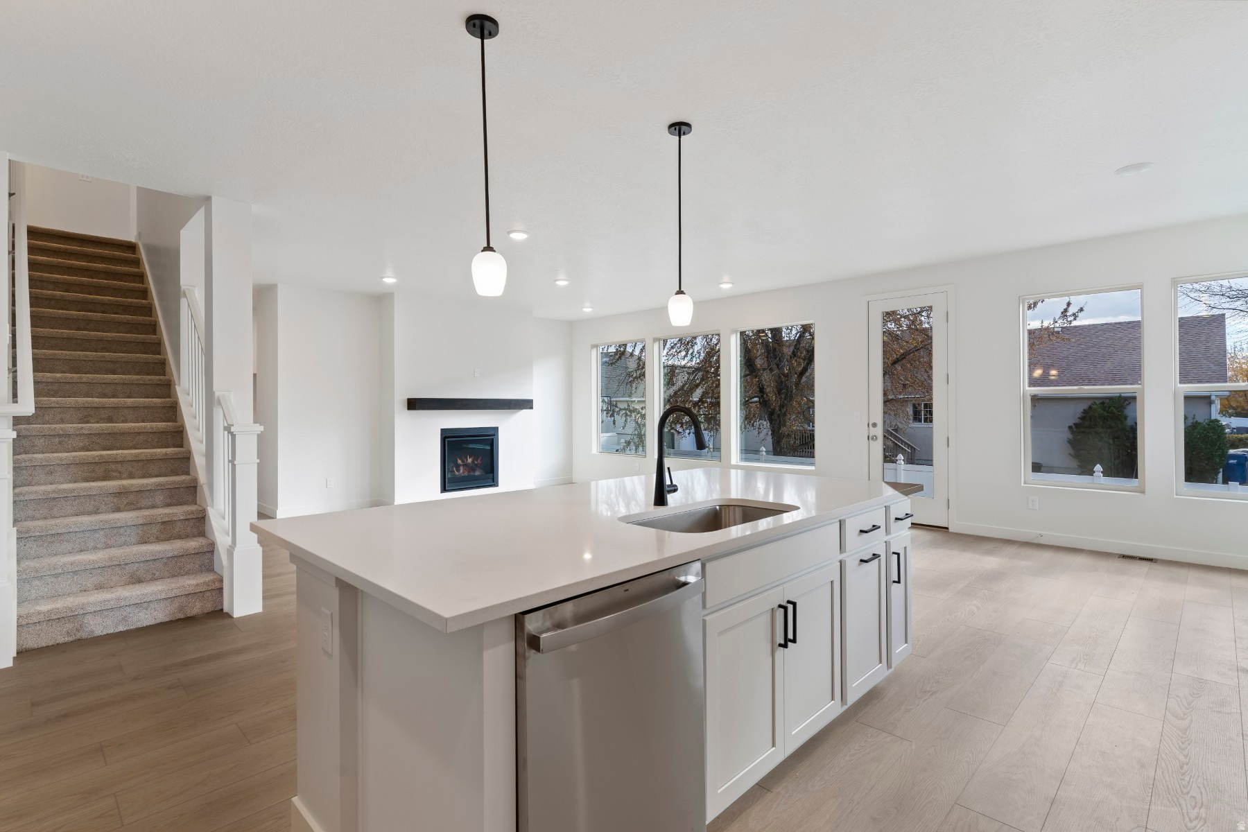 GROVE ACRES - Residential