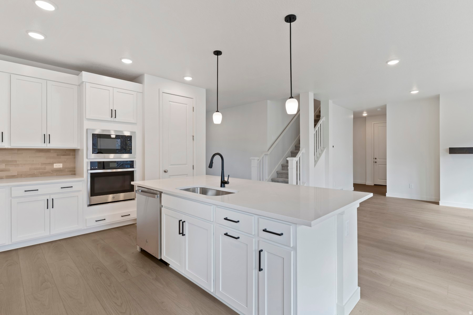 GROVE ACRES - Residential