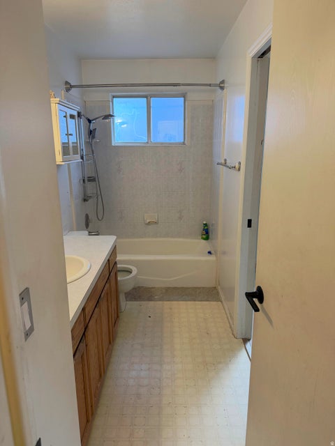 Tiny photo for 671 W 950 N, Clinton, UT 84015 (MLS # 2180558)