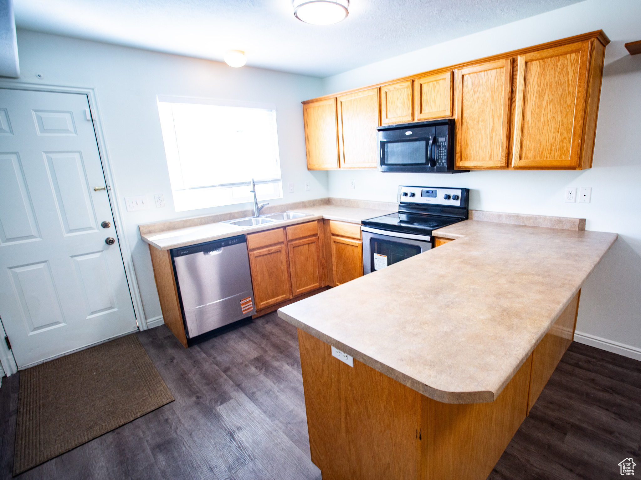 WINGATE VILLAGE TOWN HOUSES PLAT C - Residential