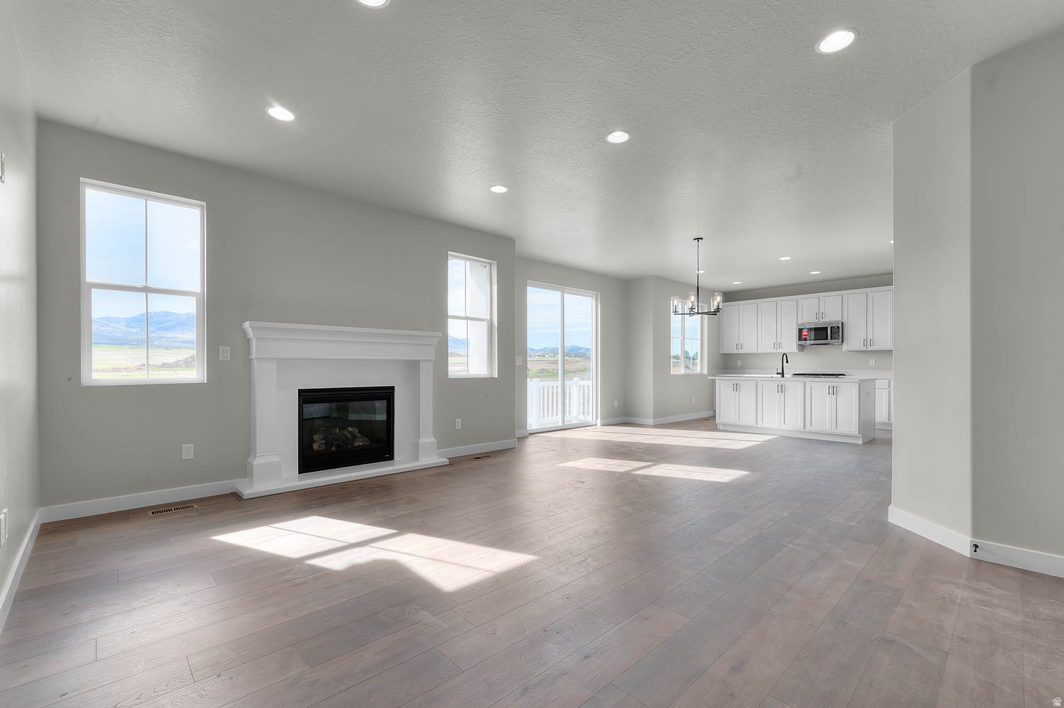 DRY CREEK COLLECTION 229 - Residential