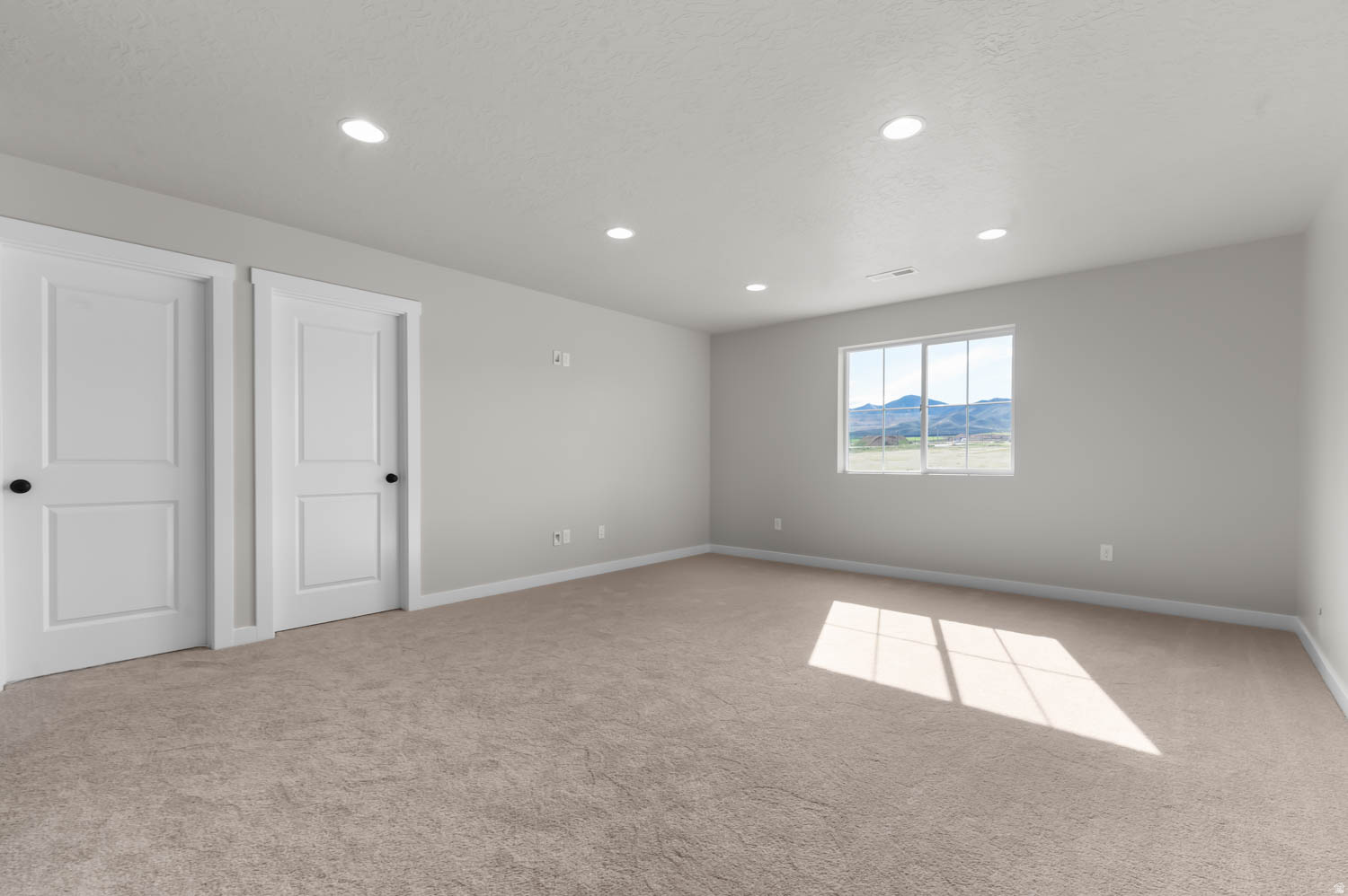 DRY CREEK COLLECTION 229 - Residential