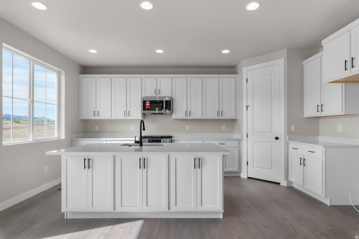 DRY CREEK COLLECTION 229 - Residential