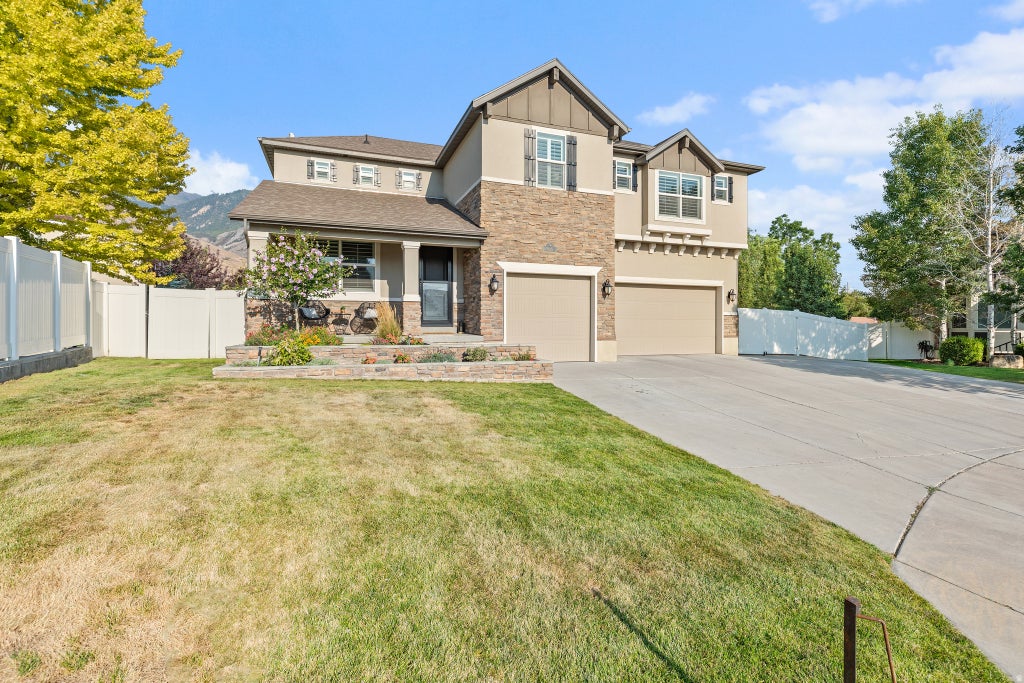 Photo of 166 N 765 E, Pleasant Grove, UT 84062 (MLS # 2176986)