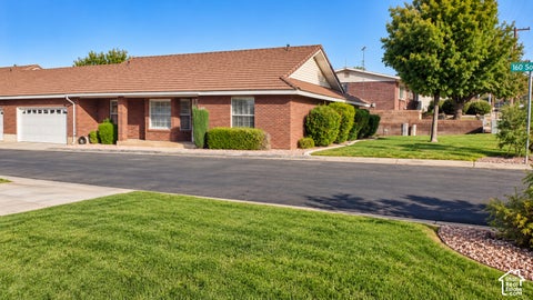 Tiny photo for 689 E 160 S, Saint George, UT 84770 (MLS # 2193786)